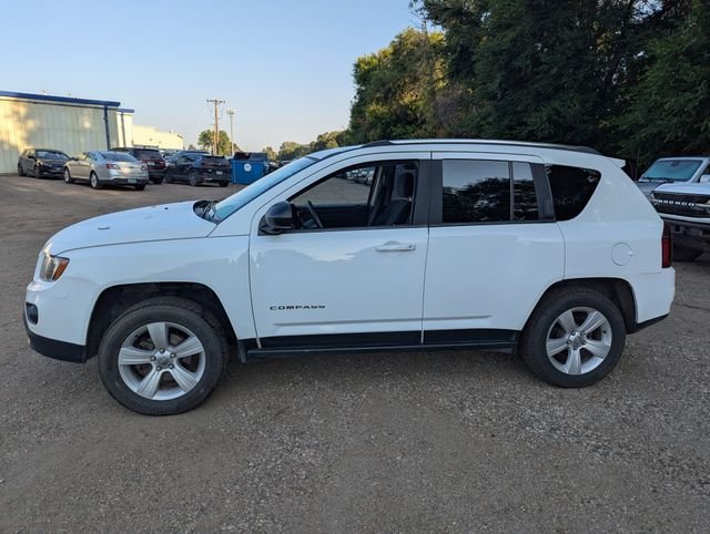 Used 2014 White Jeep Sport image 13