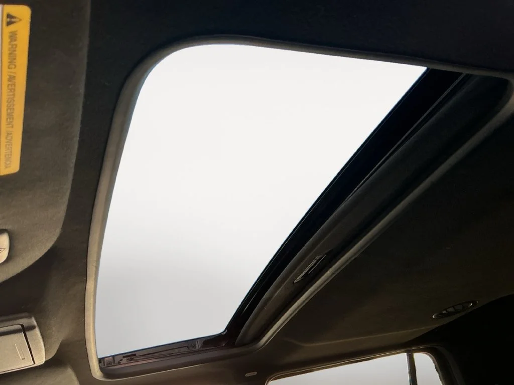 Used 2017 Gray Ford Limited image 17
