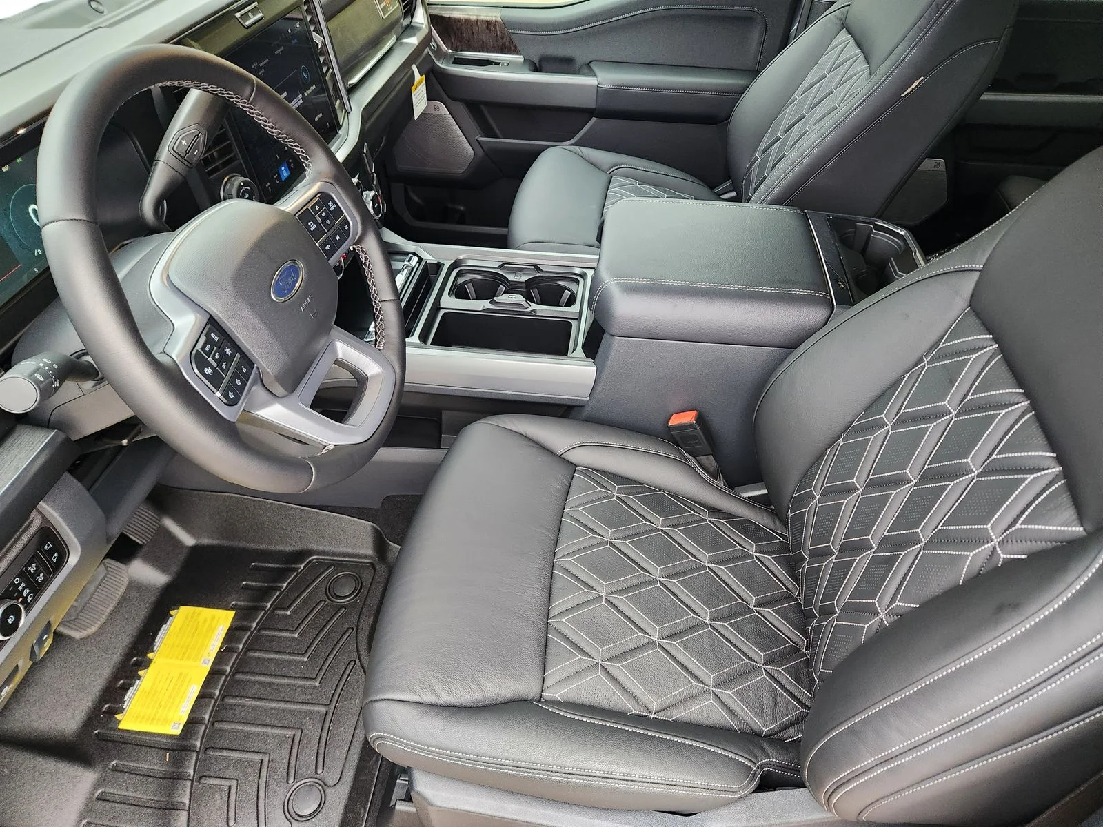 New 2026 Glacier Gray Metallic Tri-Coat Ford F-250® Lariat® image 9