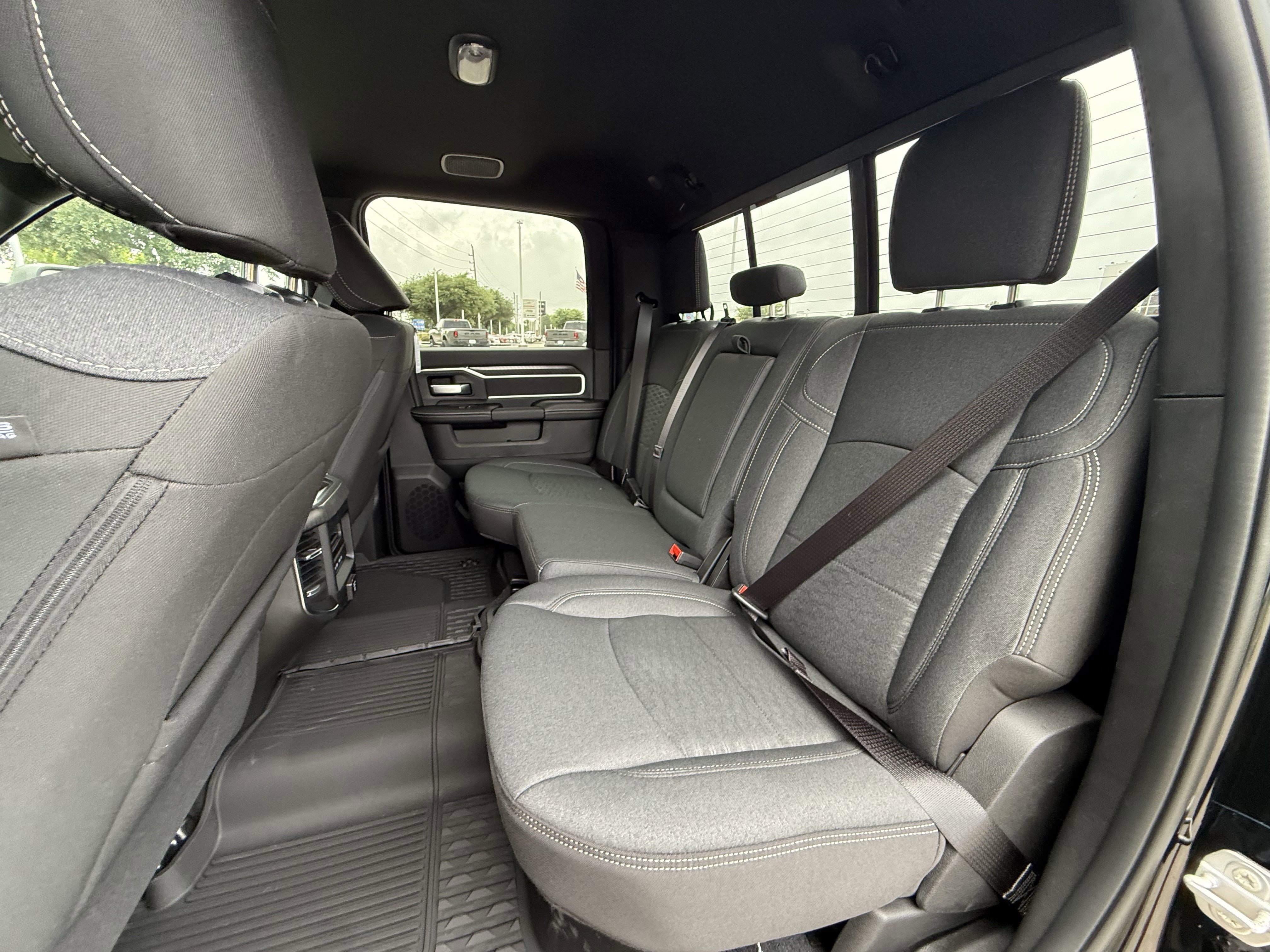 New 2026 Diamond Black Crystal Pearl-Coat Exterior Paint RAM Lone Star image 15