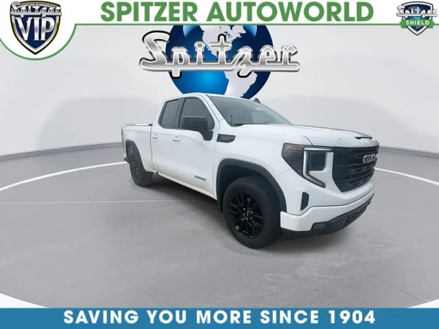 Used 2023 White GMC Elevation image 2