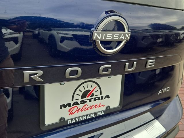 New 2026 Blue Nissan SV image 5