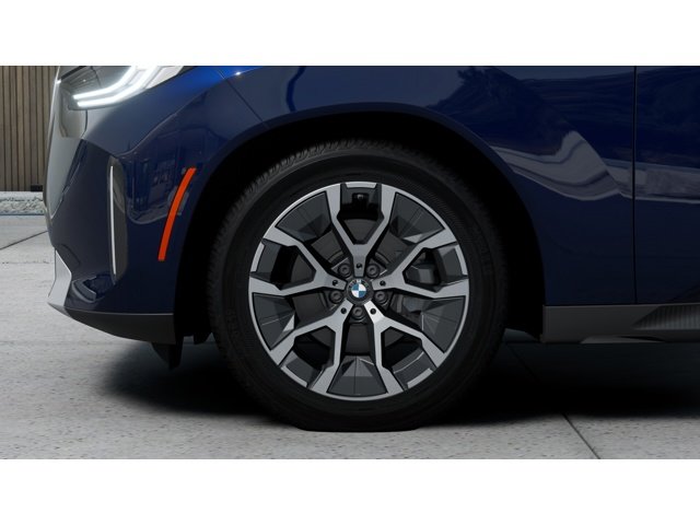 New 2026 Tanzanite Blue II Metallic BMW 30 xDrive image 7