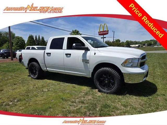 2023 Ram 1500 Classic SLT