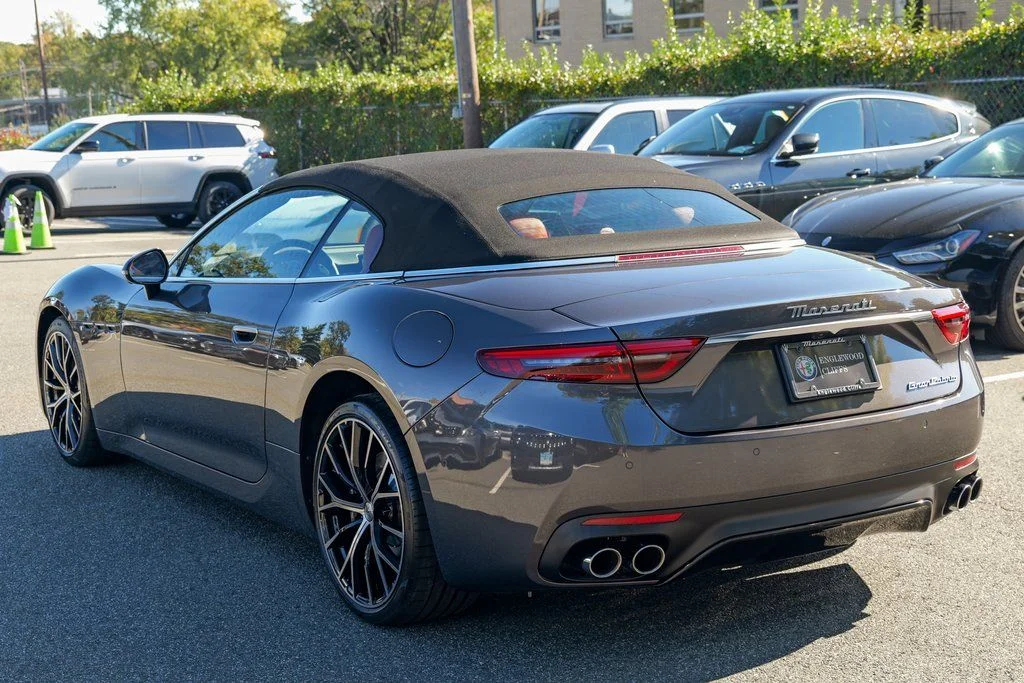New 2026 Grigio Maratea Metallic Maserati Base image 5