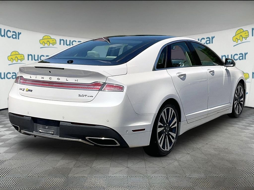 Used 2017 White Lincoln Reserve image 6
