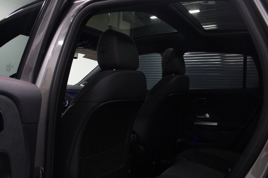 Certified Used 2025 Gray Mercedes-Benz GLA 250 image 29