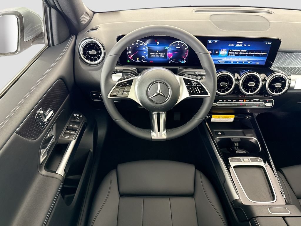 New 2026 Cirrus Silver Metallic Mercedes-Benz GLB 250 image 10