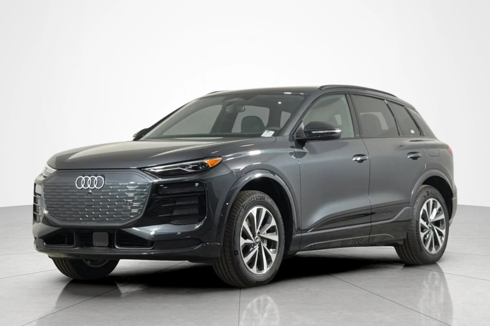 2027 Audi Q6 e-tron Premium quattro's photo