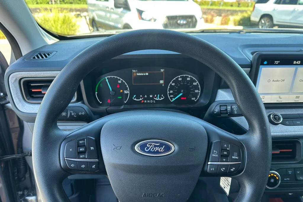 Used 2024 Silver Ford XLT image 15