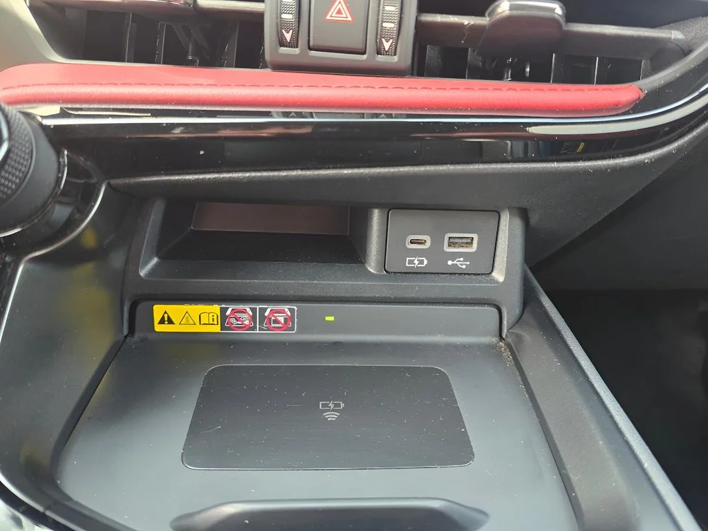 Used 2022 Atomic Silver Lexus Premium image 20