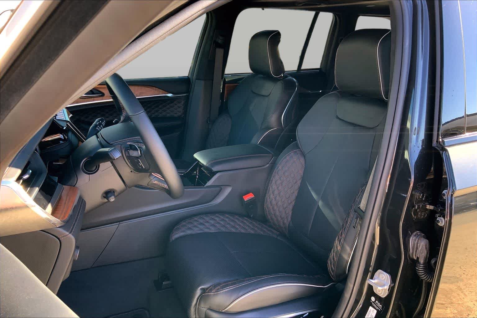 2023 Jeep Grand Cherokee Summit Reserve 4xe - Photo 10