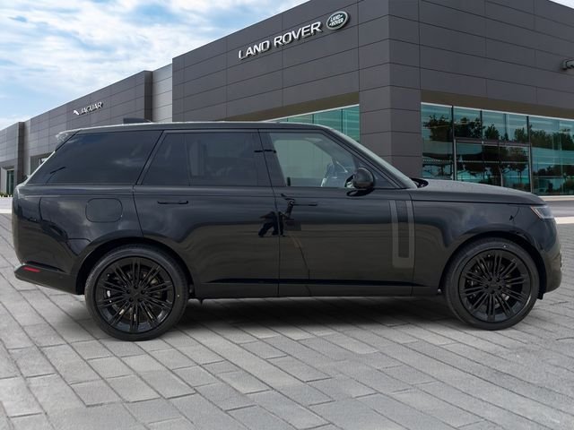 New 2026 Santorini Black LAND ROVER SE image 6