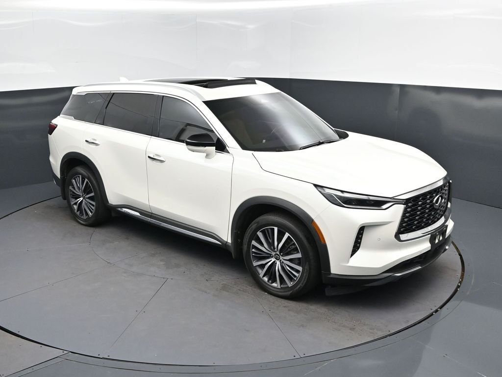 Certified Used 2023 White INFINITI Sensory image 38