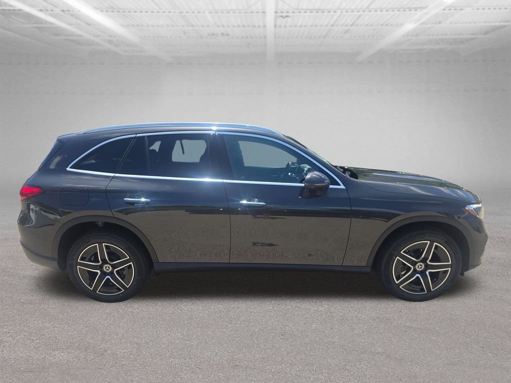 New 2026 Graphite Grey Metallic Mercedes-Benz GLC 300 image 6