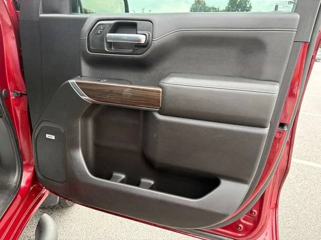 Used 2020 CAJUN RED TINTCOAT Chevrolet LT Trail Boss image 14