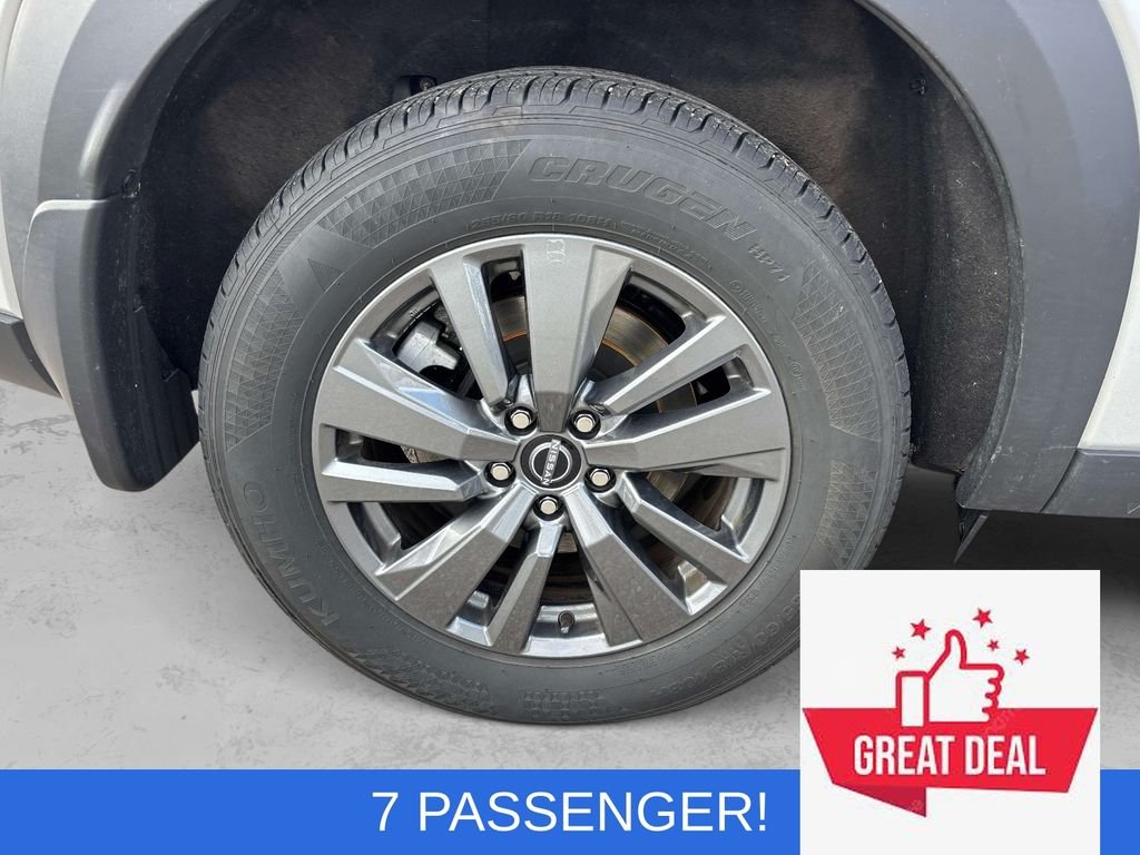 Used 2024 Silver Nissan S image 31