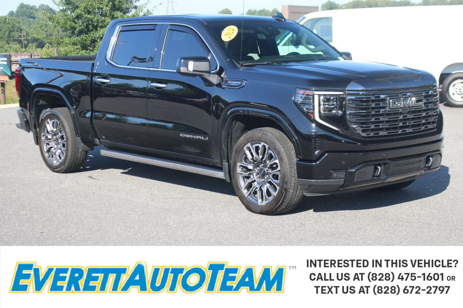Used 2024 Onyx Black GMC Denali Ultimate image 1