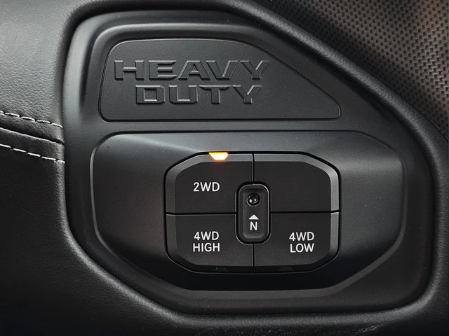 2025 RAM 3500 Limited - Photo 21
