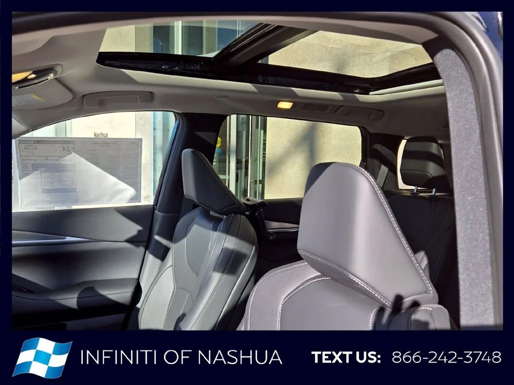 New 2027 MINERAL BLACK INFINITI Luxe AWD image 6