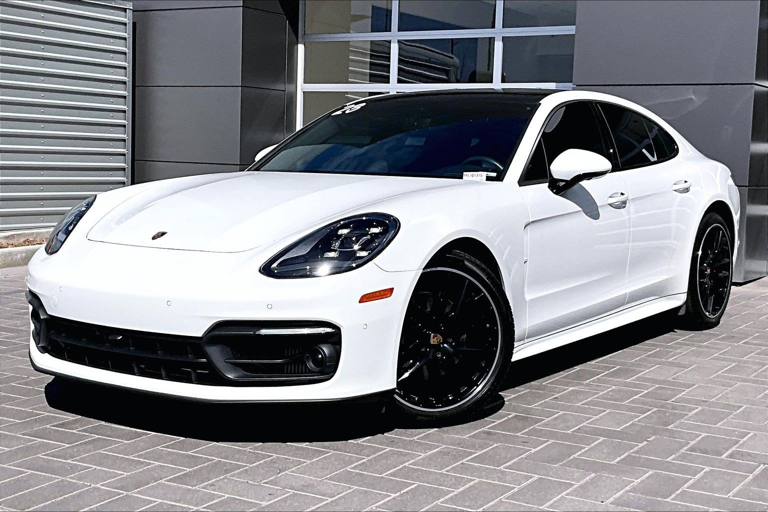 2023 Porsche Panamera
