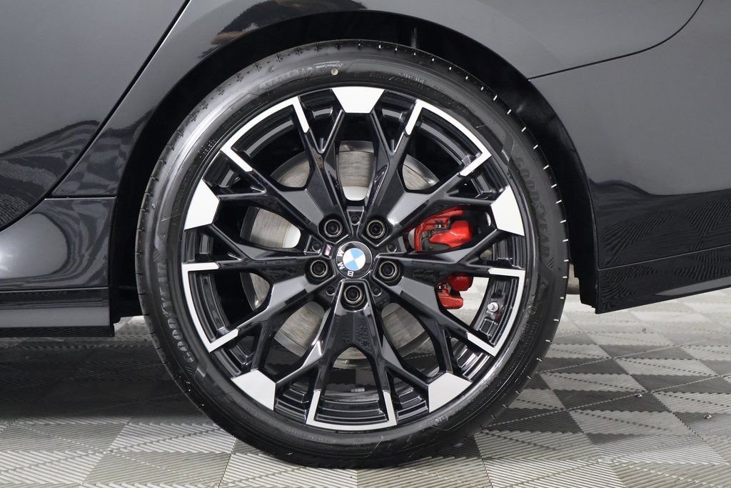 2026 BMW 2 Series M235 - Photo 10