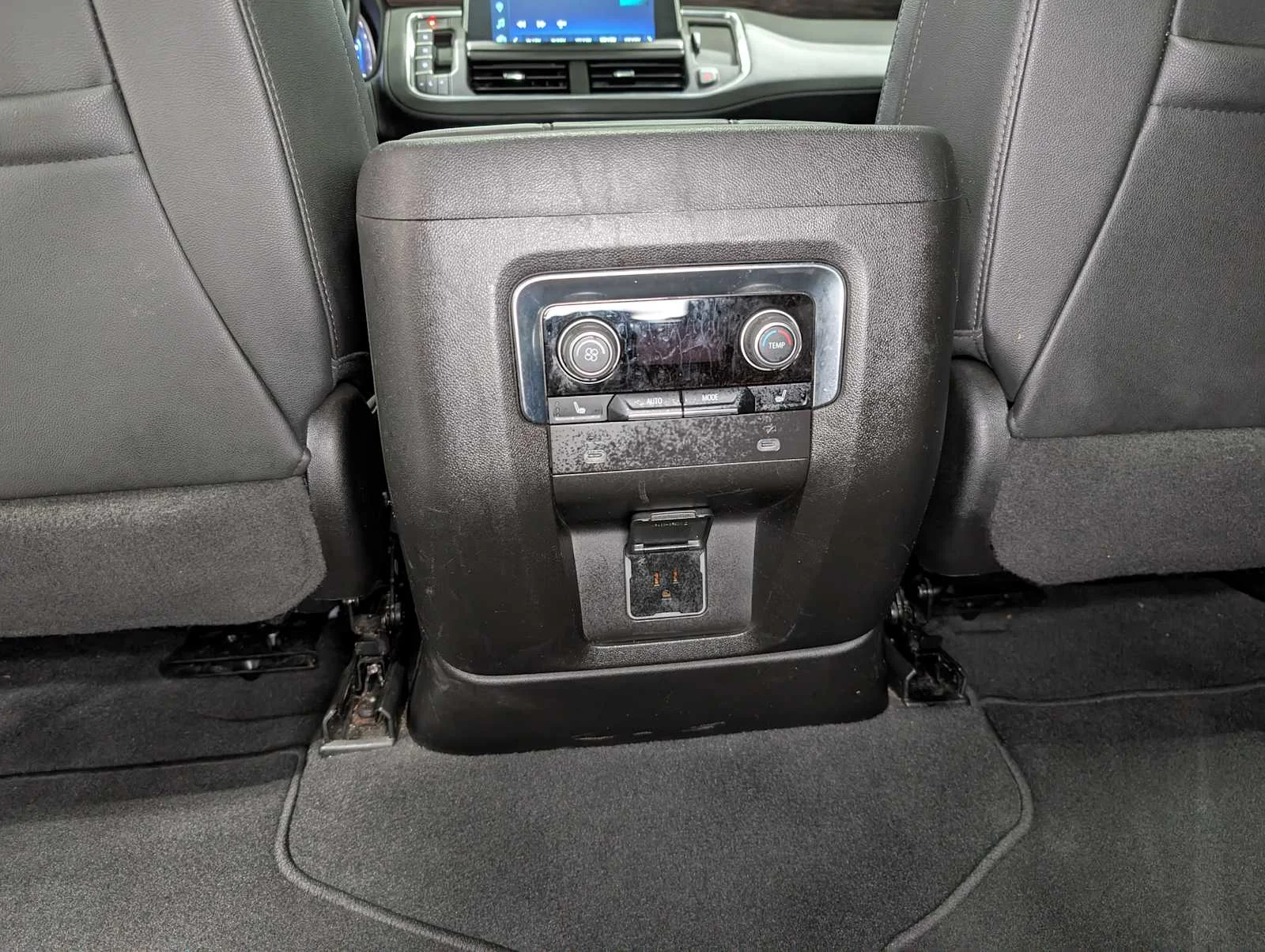 Used 2022 Summit White Chevrolet Z71 image 23