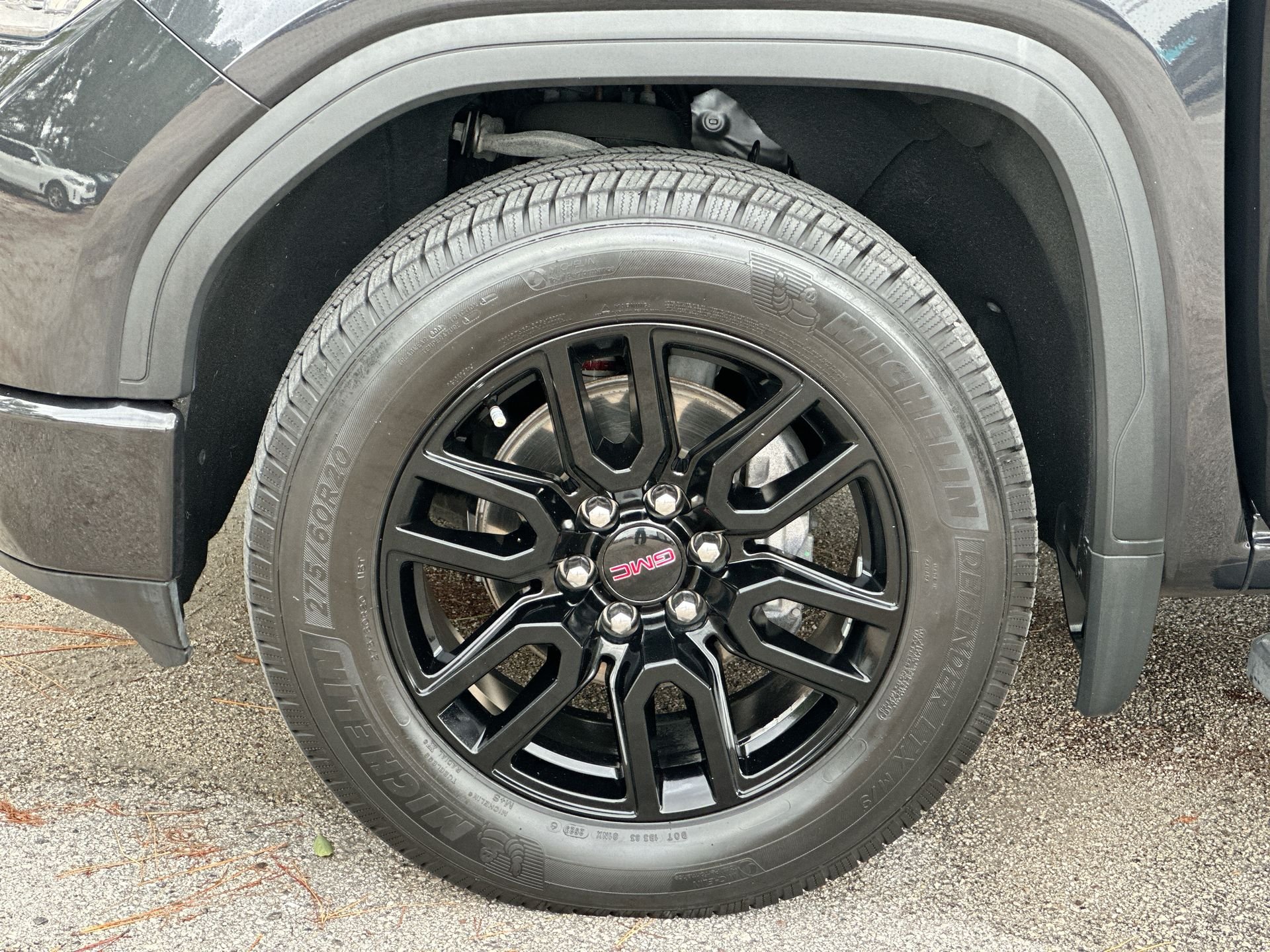 Certified Used 2020 CARBON BLACK METALLIC GMC Elevation image 32