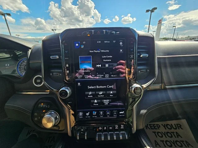 Used 2021 Diamond Black Ram Limited image 14