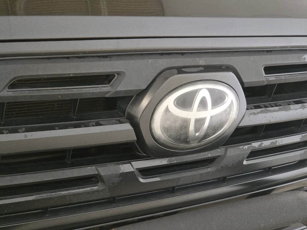Used 2018 Black Toyota SR image 14
