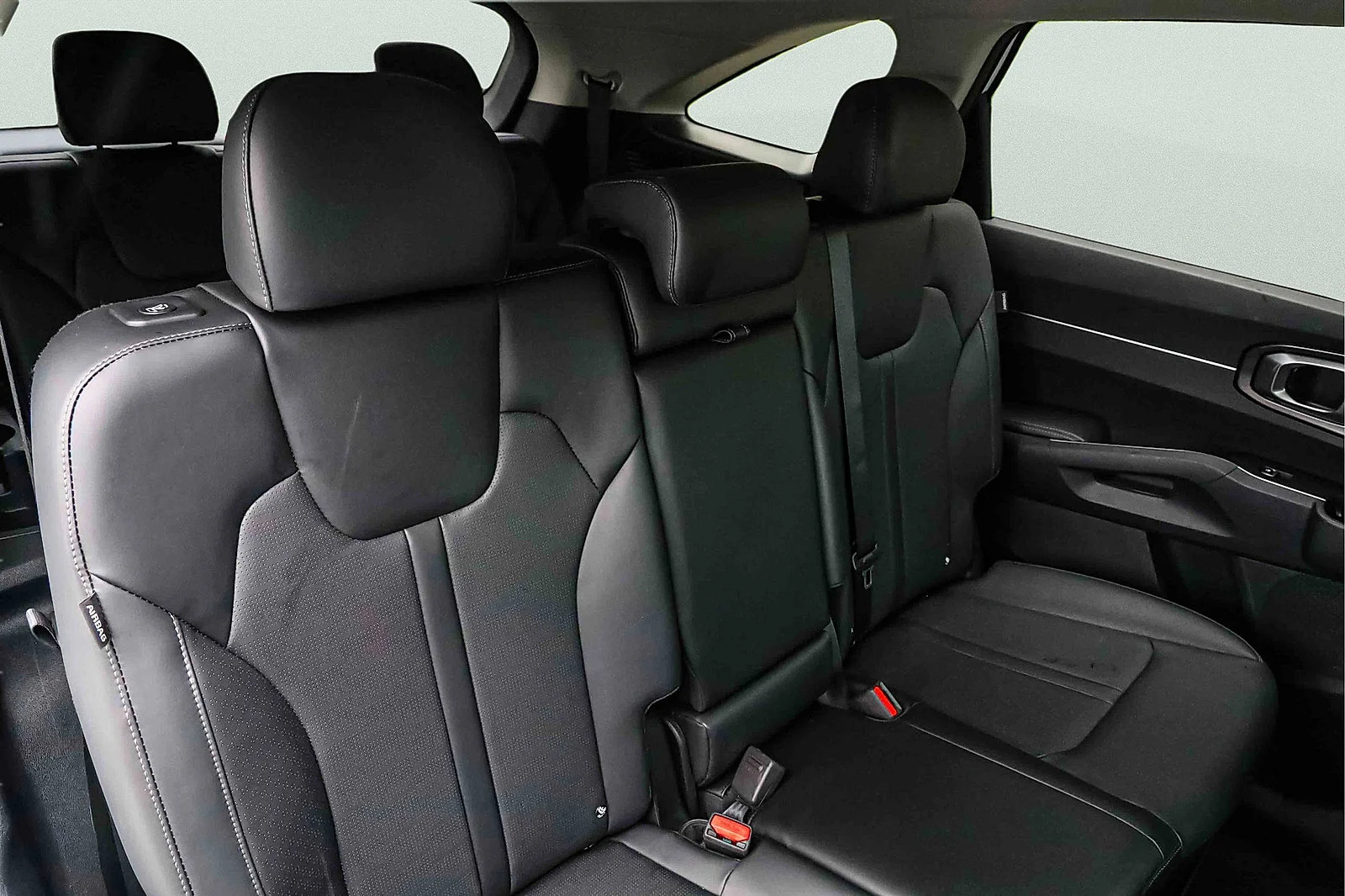 Certified Used 2025 Glacial White Pearl Kia S image 24