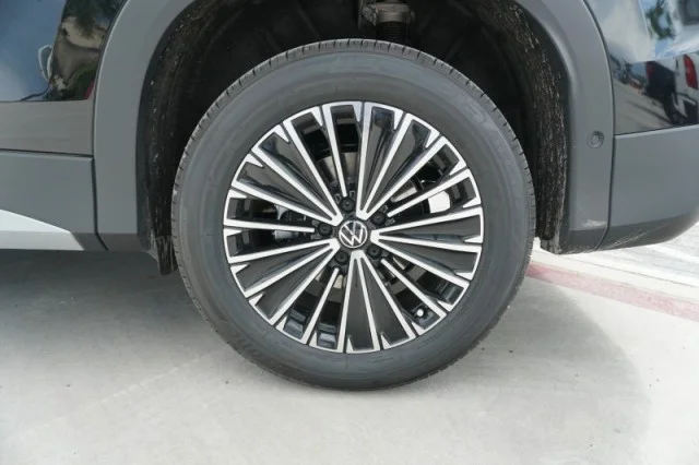 New 2026 Deep Black Pearl Volkswagen S image 12