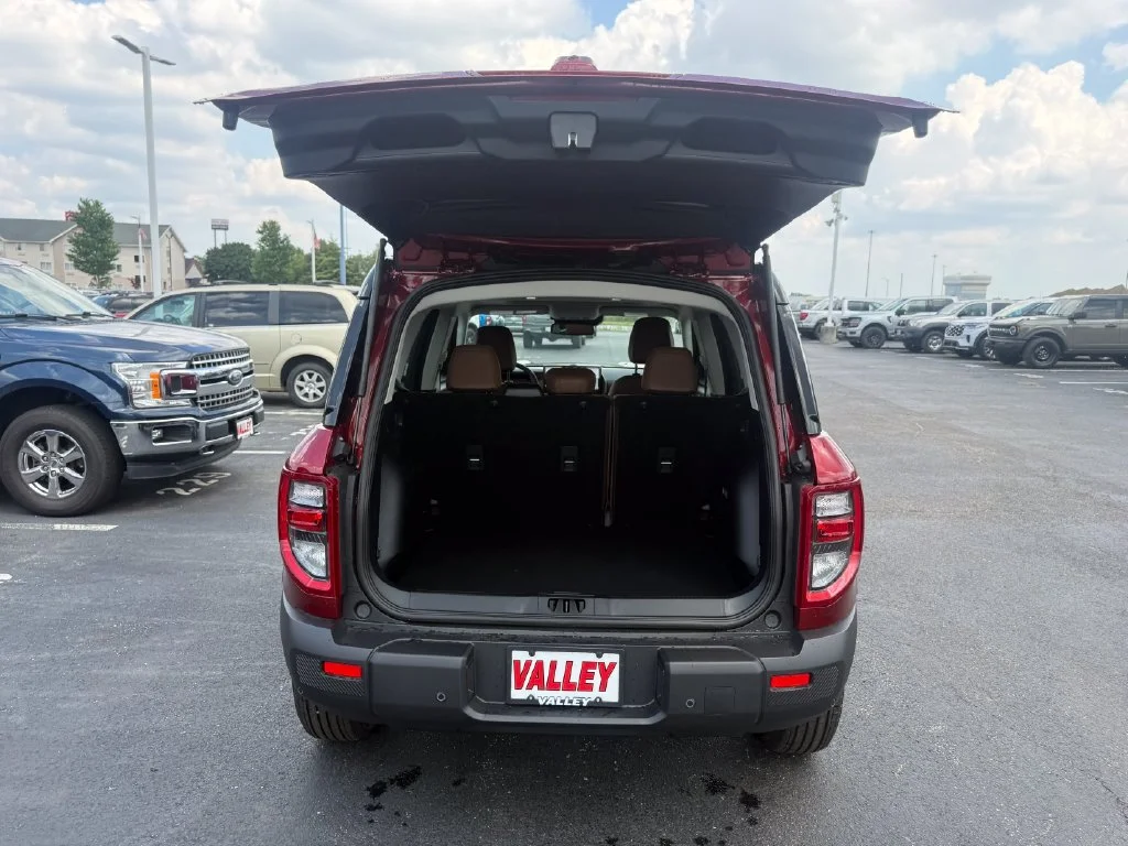 New 2026 Ruby Red Metallic Tinted Clearcoat Ford Outer Banks® image 41