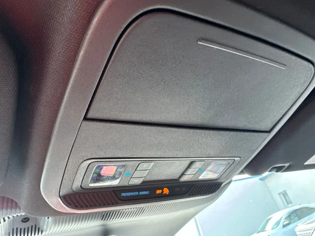 Used 2025 Gray Metallic Ford ST-Line image 24