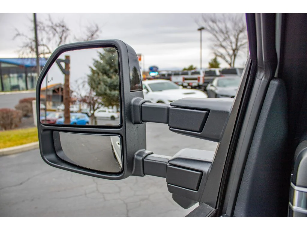 2026 Ford F-350 Super Duty Platinum - Photo 18