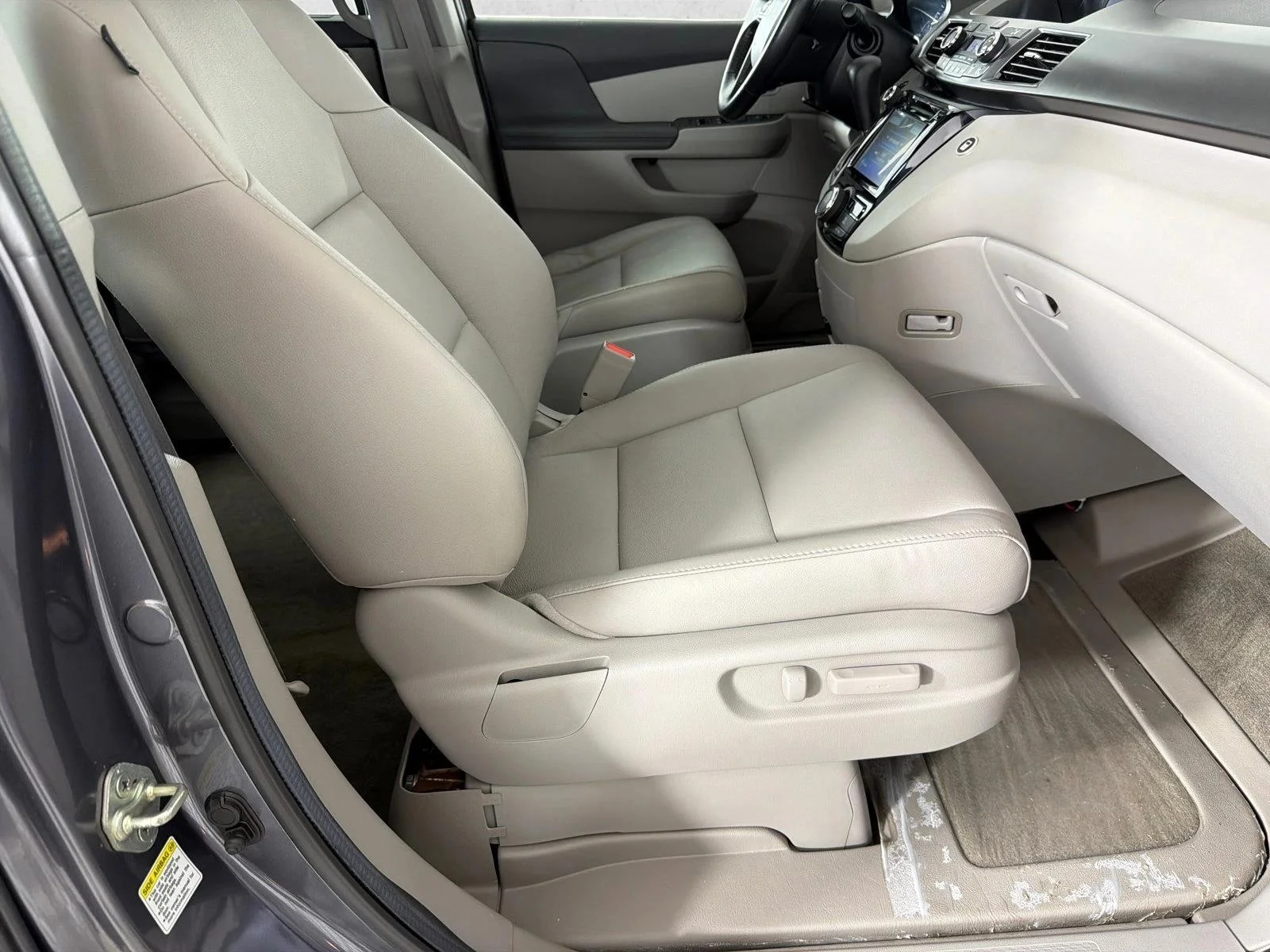 Used 2014 Gray Honda EX-L image 15