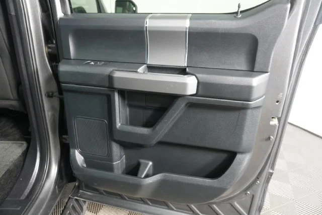 Used 2017 Magnetic Metallic Ford XLT image 35
