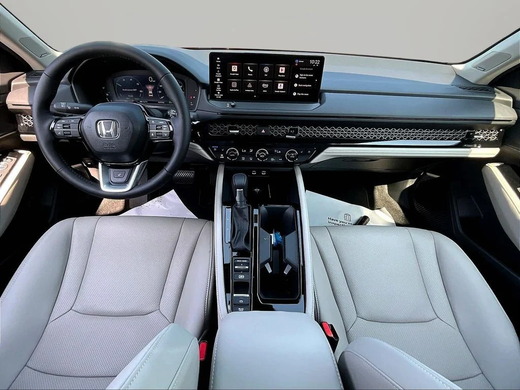 New 2026 Meteorite Gray Metallic Honda Touring Hybrid image 8