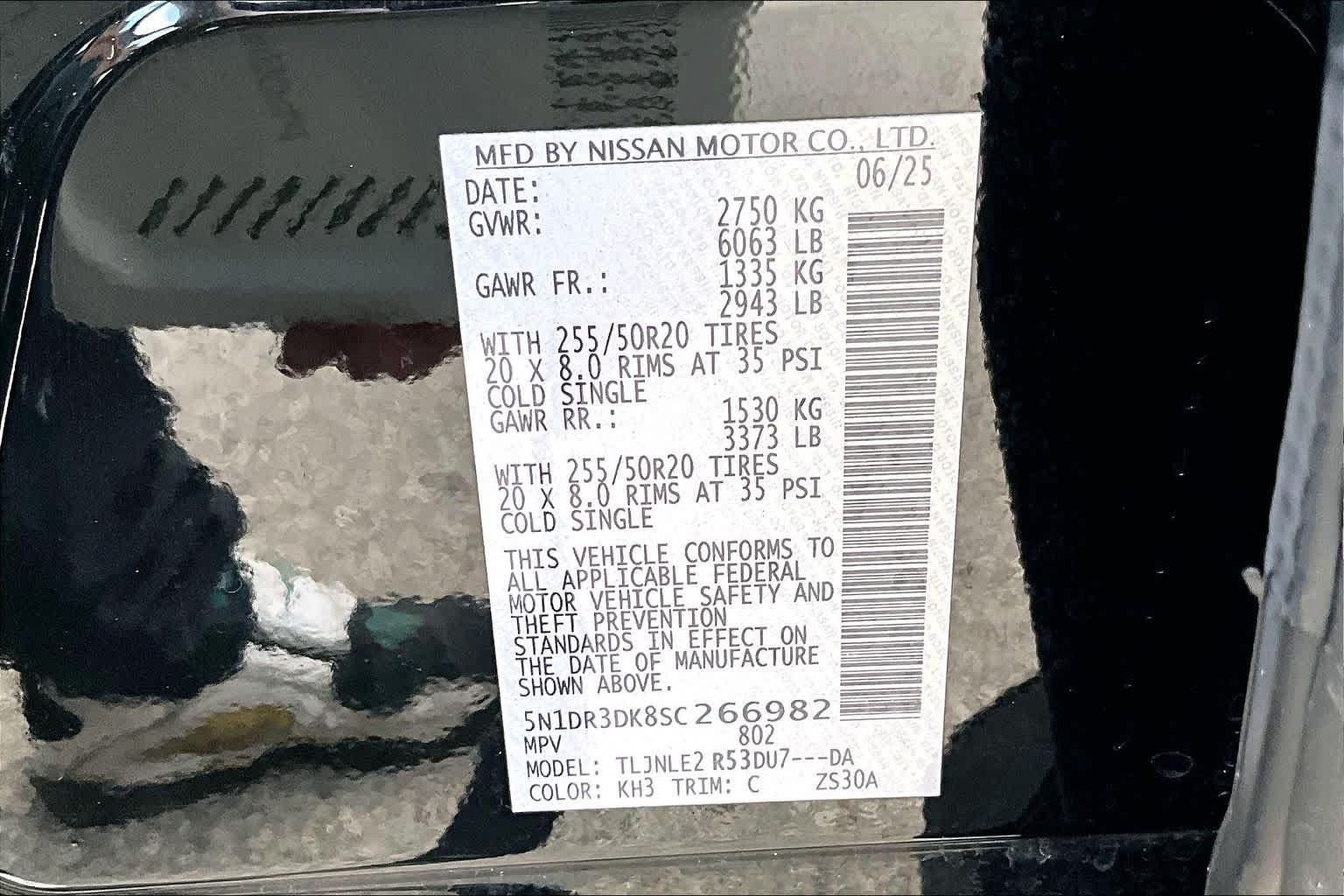 Certified Used 2025 Super Black Nissan Platinum image 34