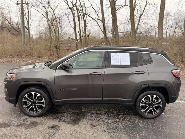 Used 2022 GRAY Jeep Limited image 6