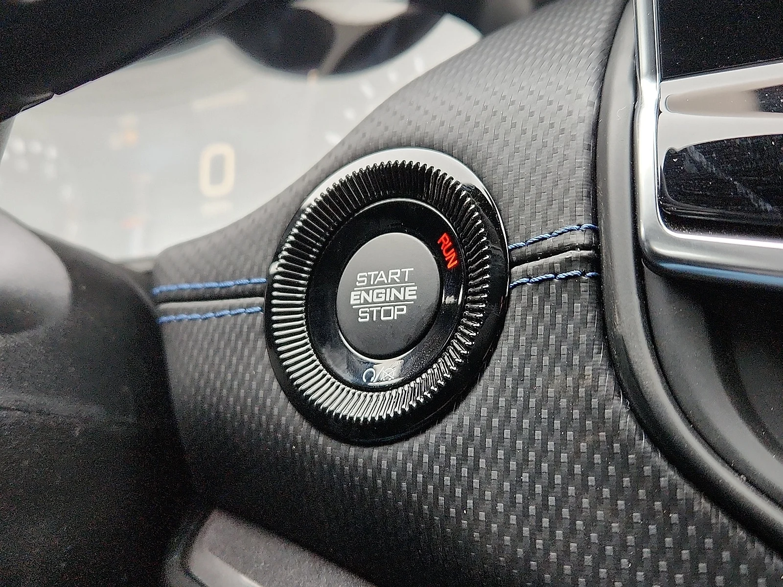 New 2026 White Jeep LATITUDE ALTITUDE 4X4 image 16