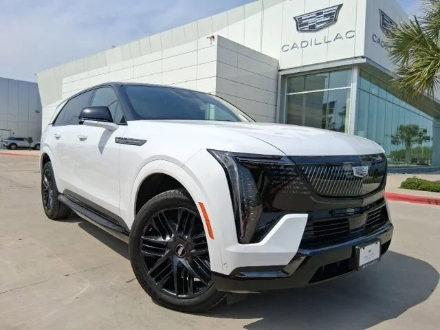 2025 Cadillac ESCALADE IQ Sport 2