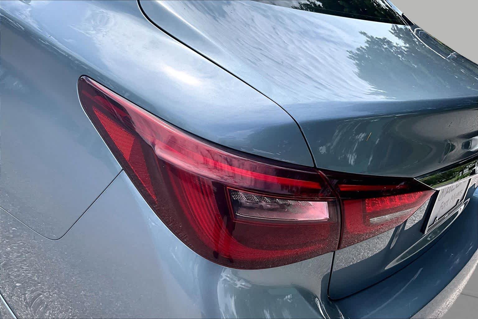 Used 2018 Hagane Blue INFINITI 3.0t LUXE image 29