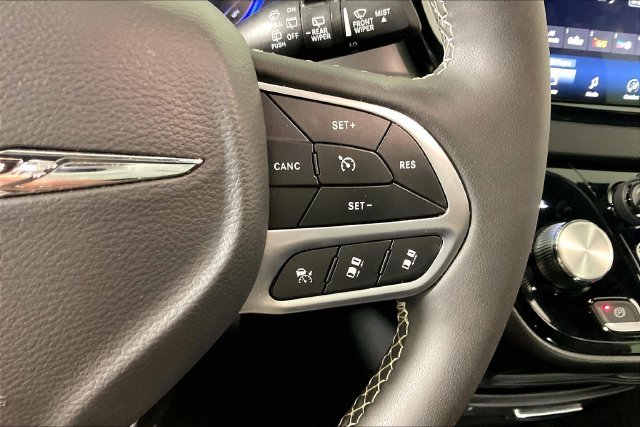 Used 2026 Black Chrysler Select image 10