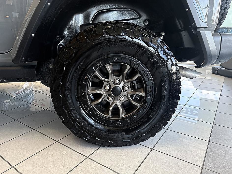 Used 2021 Sting-Gray Clearcoat Jeep Unlimited Rubicon 392 image 10