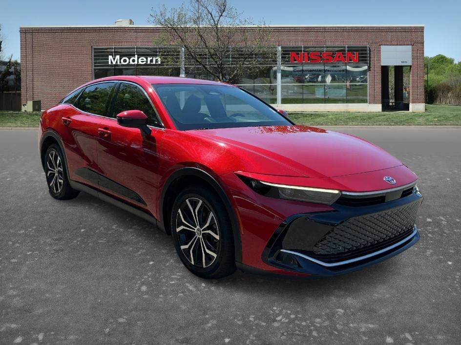 Used 2023 Red Toyota XLE image 5