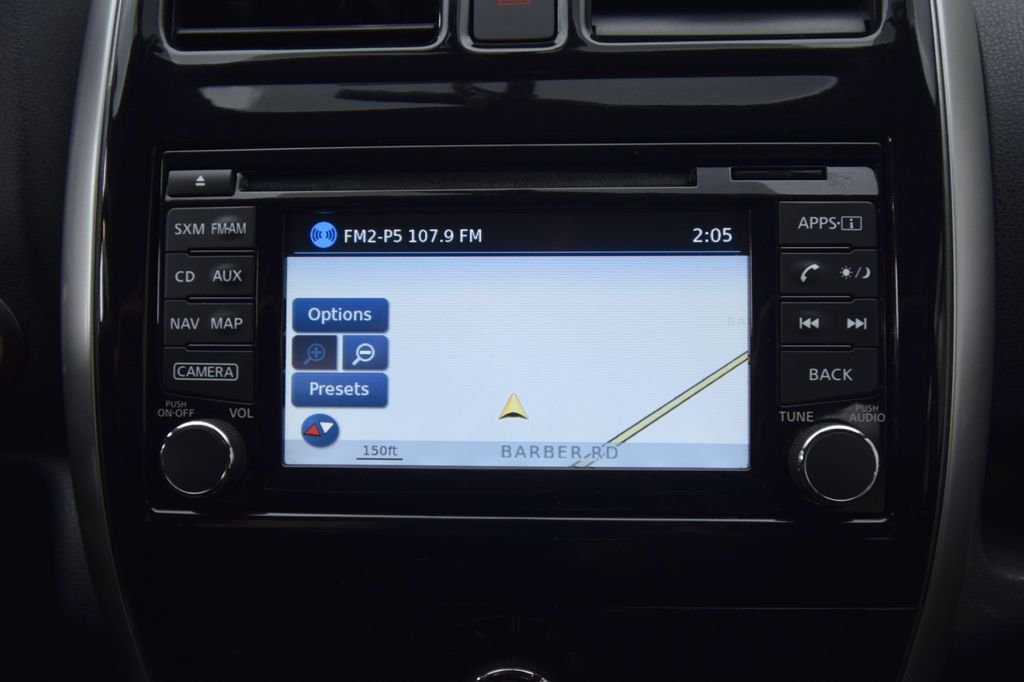 Used 2015 Black Nissan SL image 12