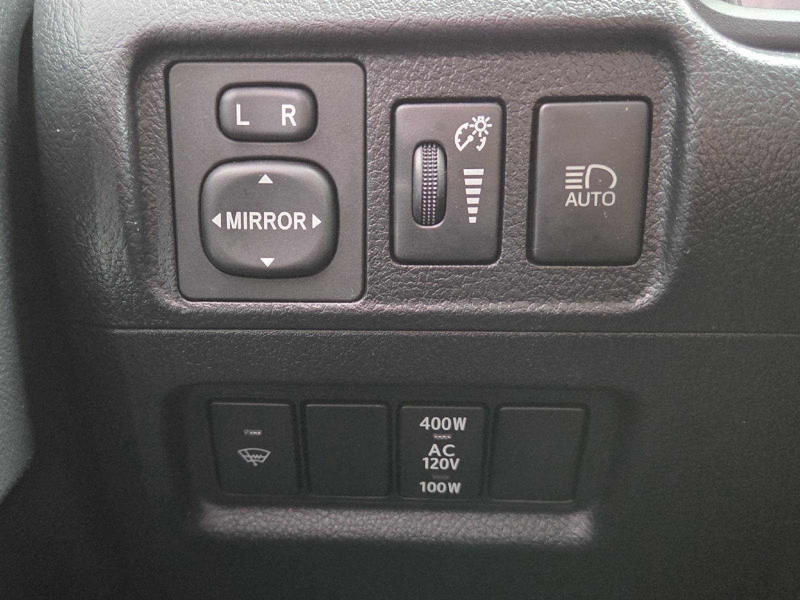 Used 2021 Midnight Black Metallic Toyota SR5 image 24