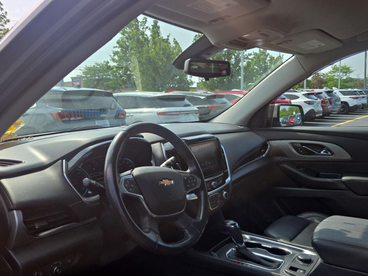 Used 2019 Pepperdust Metallic Chevrolet LT Leather image 2