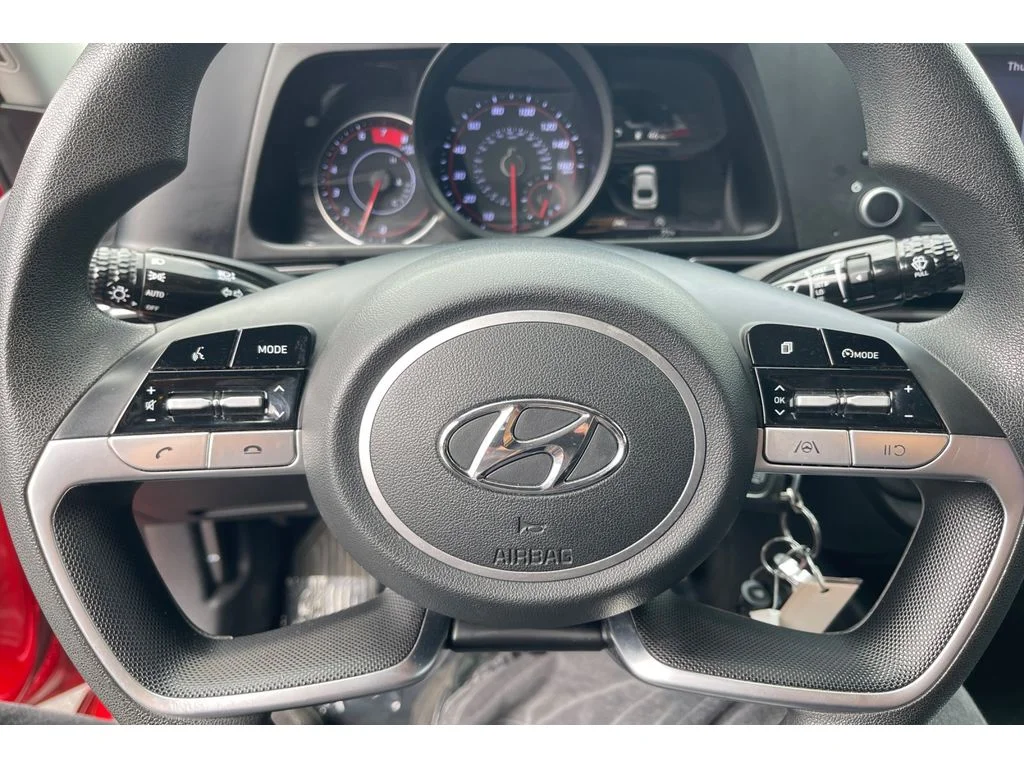 Used 2021 Calypso Red Hyundai SE image 30